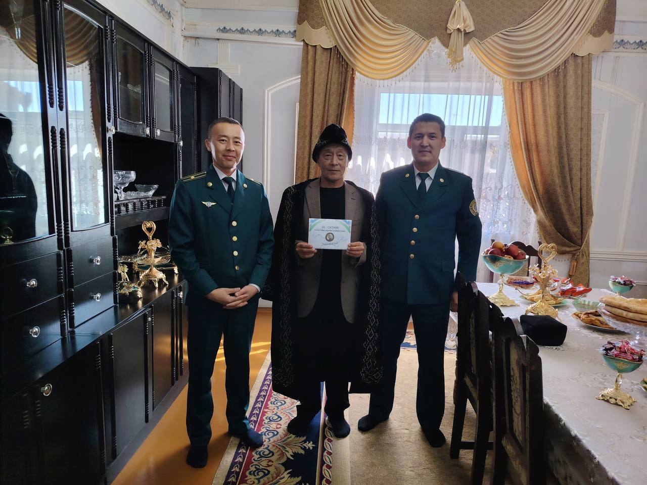 “25 октябрь - Ички ишлар органлари ходимлари куни” байрами муносабати билан Қорақалпоғисто…